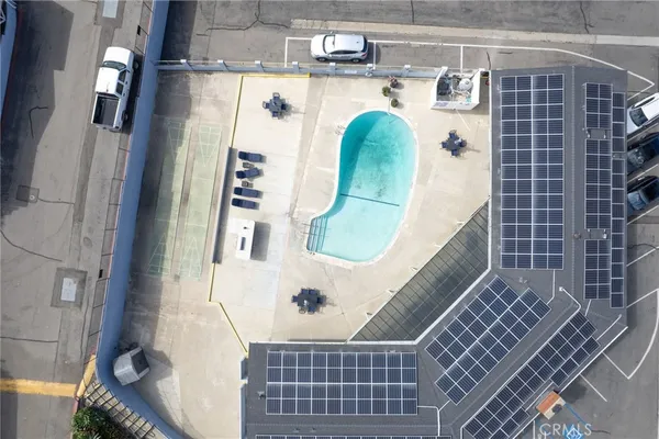 $299,900 | 106 Pacific Drive, San Clemente, CA 92672