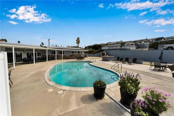 $299,900 | 106 Pacific Drive, San Clemente, CA 92672