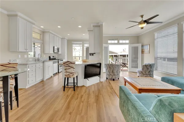 $299,900 | 106 Pacific Drive, San Clemente, CA 92672