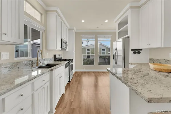 $299,900 | 106 Pacific Drive, San Clemente, CA 92672