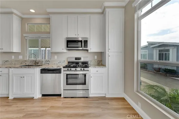 $299,900 | 106 Pacific Drive, San Clemente, CA 92672