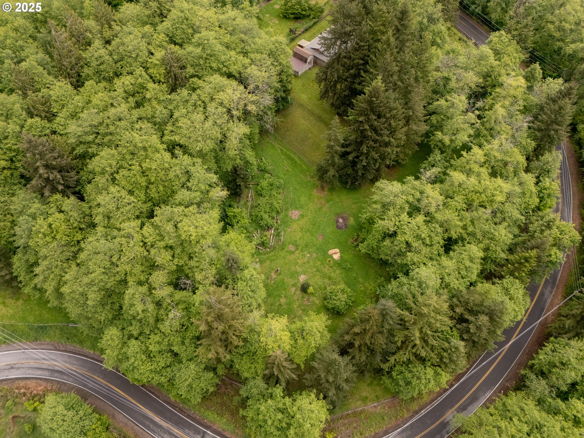31052 Brownlee Road Rainier, OR 97048 - Photo 24 of 47 a view of a yard from a balcony