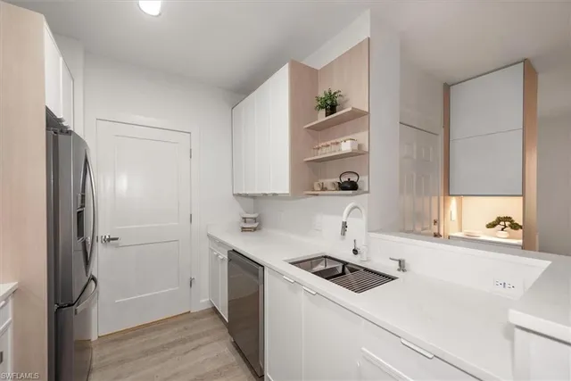 $1,700 | 1170 Reserve Way, Unit 107, Naples, FL 34105