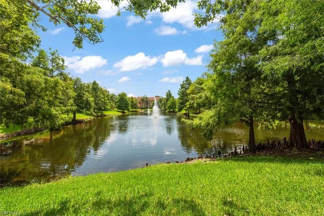 $1,700 | 1170 Reserve Way, Unit 107, Naples, FL 34105