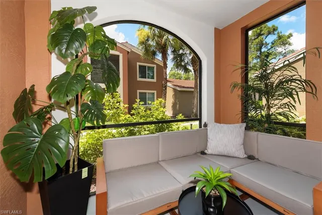 $1,700 | 1170 Reserve Way, Unit 107, Naples, FL 34105