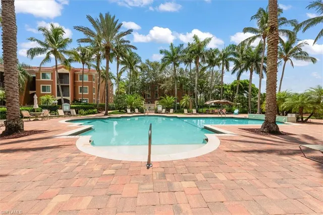$1,700 | 1170 Reserve Way, Unit 107, Naples, FL 34105