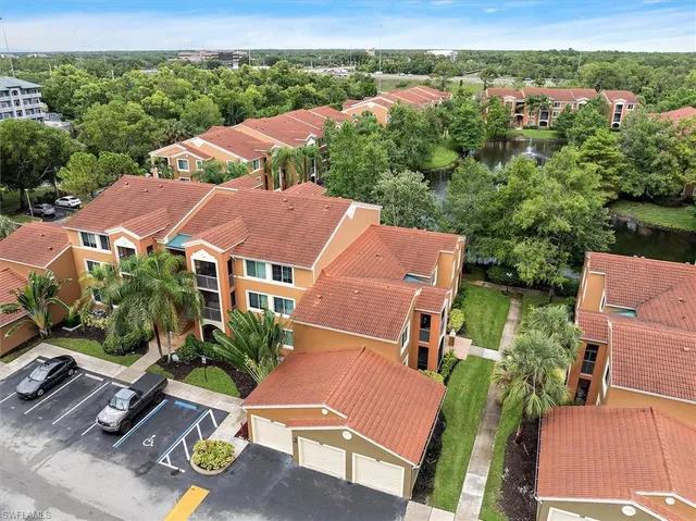$1,700 | 1170 Reserve Way, Unit 107, Naples, FL 34105