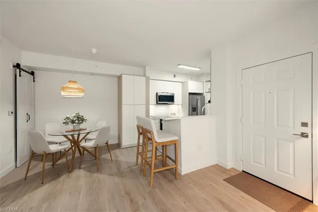 $1,700 | 1170 Reserve Way, Unit 107, Naples, FL 34105