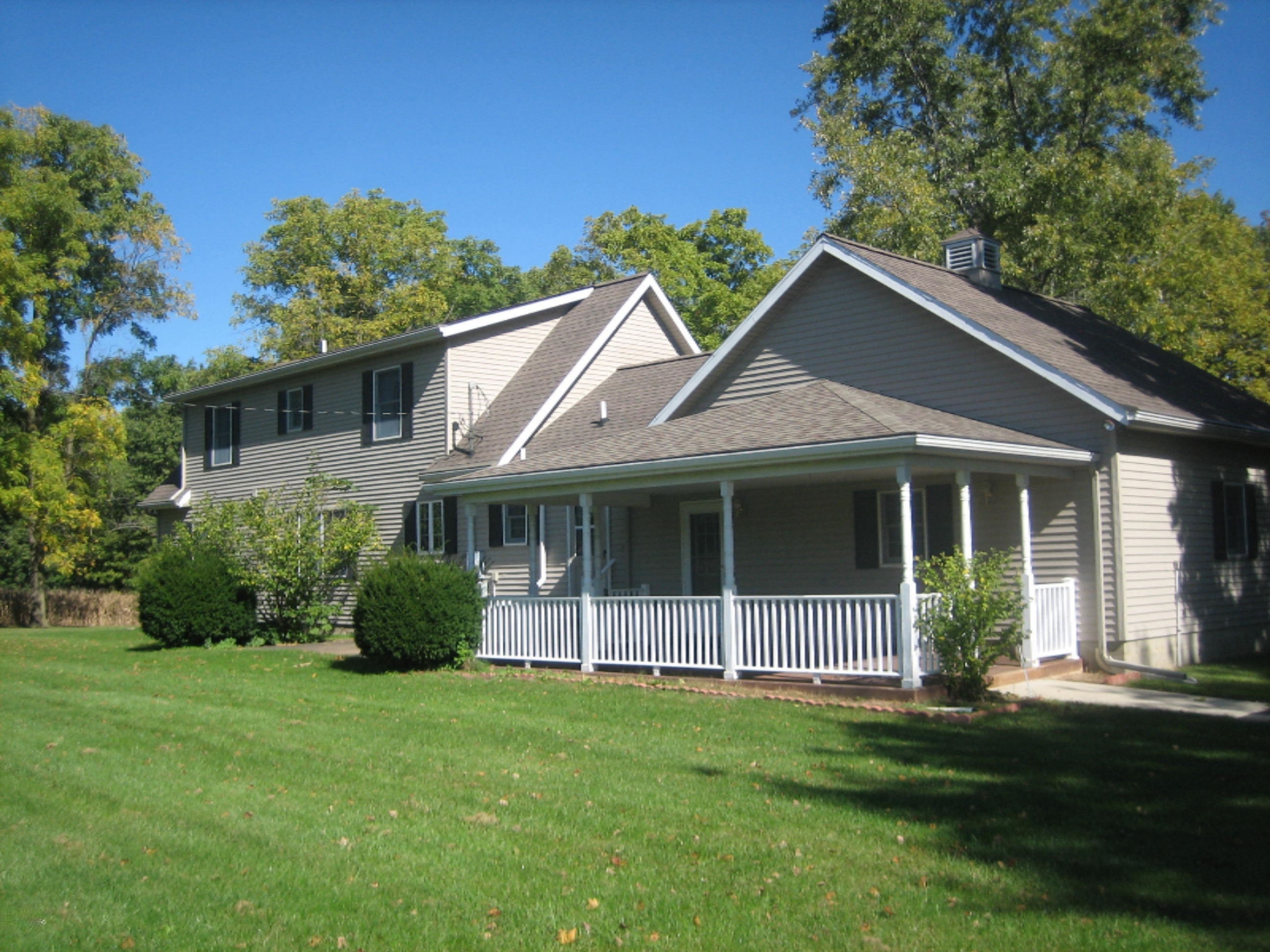 6600 Cronk Road Jonesville, MI 49250 - Photo 2 of 23 IMG_4824