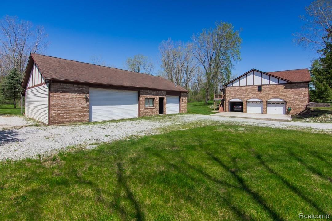 73555 Memphis Ridge Road Richmond, MI 48062 - Photo 5 of 75 IMG_3797.jpg