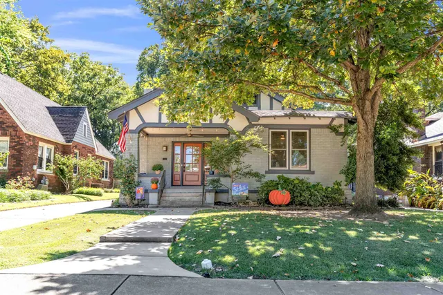 $379,999 | 1757 Carruthers Place, Memphis, TN 38112