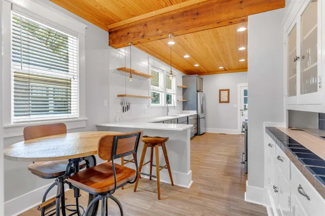 $379,999 | 1757 Carruthers Place, Memphis, TN 38112