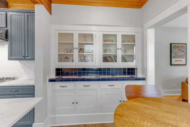 $379,999 | 1757 Carruthers Place, Memphis, TN 38112