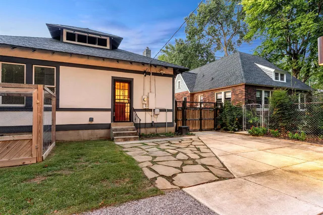 $379,999 | 1757 Carruthers Place, Memphis, TN 38112