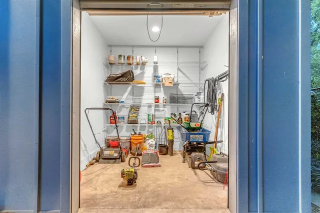 $379,999 | 1757 Carruthers Place, Memphis, TN 38112