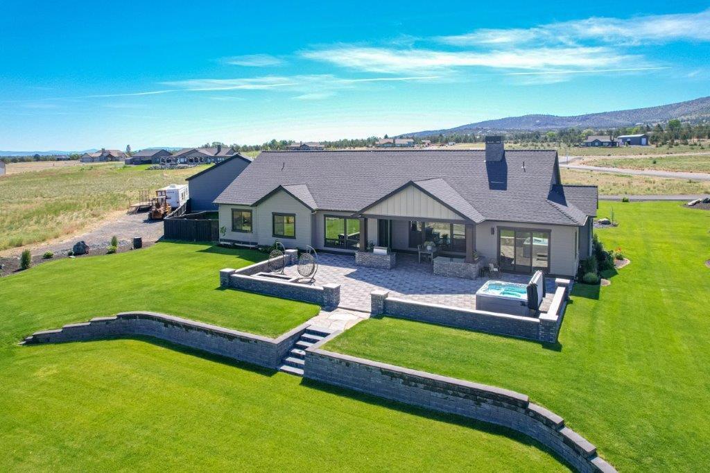 7575 Southwest Sw Mill Powell Butte, OR 97753 - Photo 38 of 45 34
