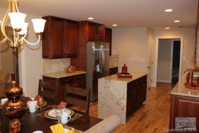 112 Riverside Court Morganton, NC 28655 - Photo 2 of 8 Gallery Image 2