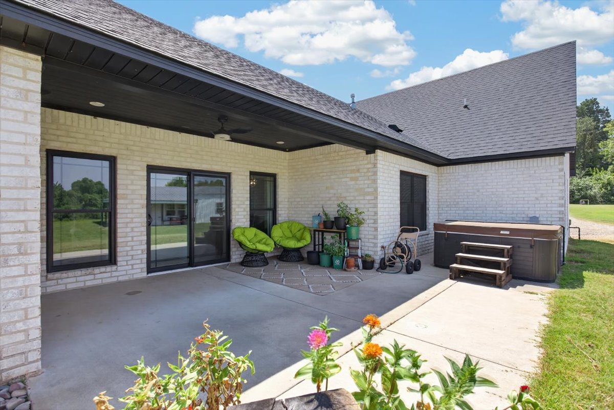 18695 Sand Plant Road Spiro, OK 74959 - Photo 7 of 75 Gallery Image 7