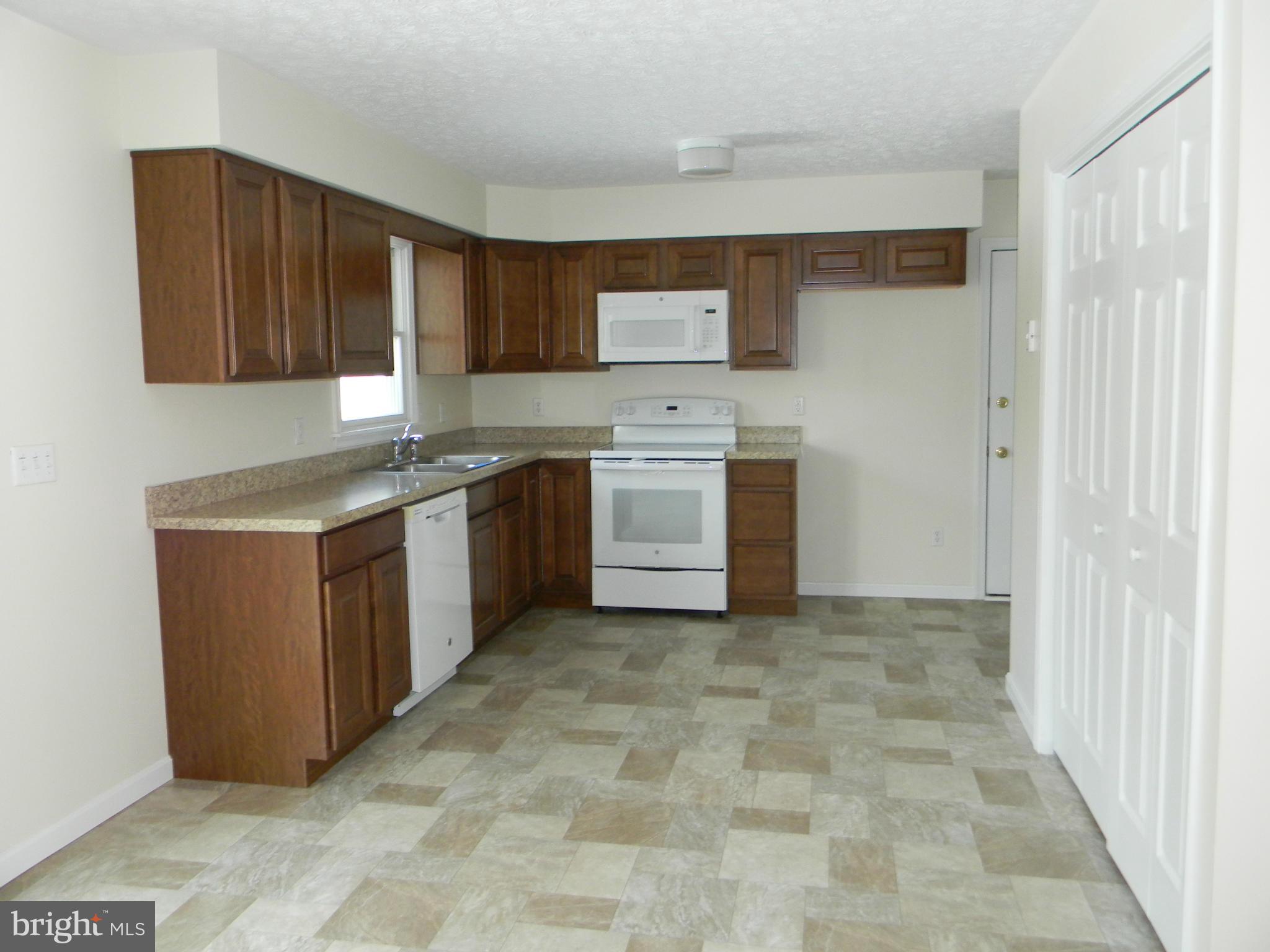 7 Manor Court Rising Sun, MD 21911 - Photo 2 of 26 Kitchen