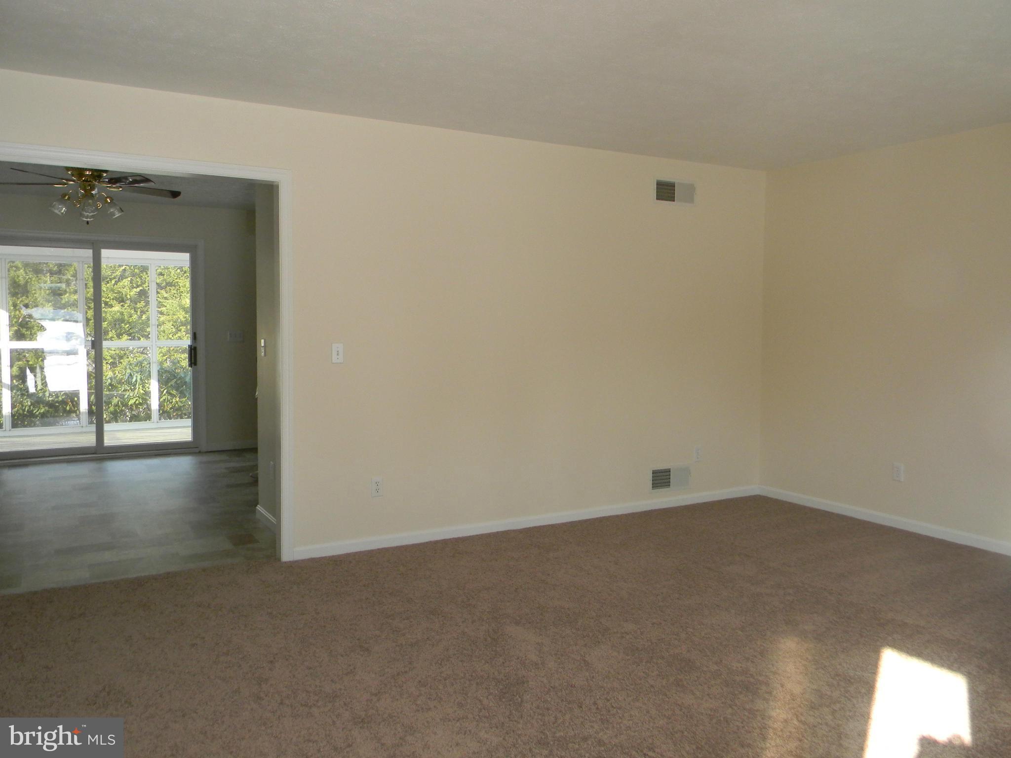 7 Manor Court Rising Sun, MD 21911 - Photo 7 of 26 Living Room