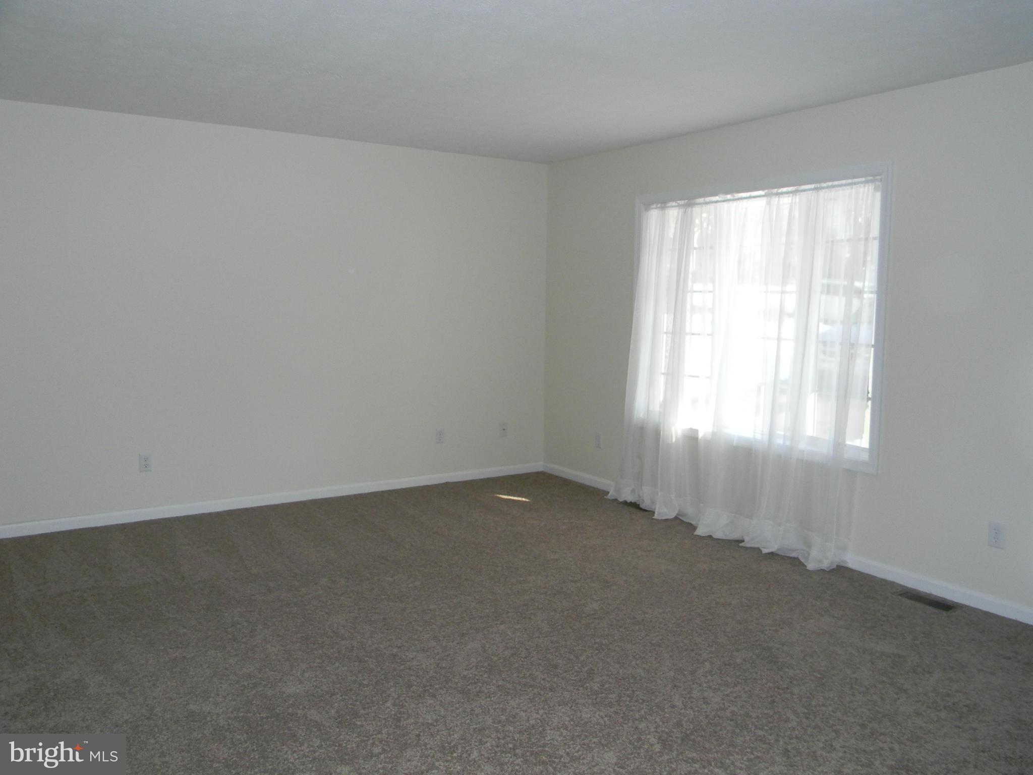 7 Manor Court Rising Sun, MD 21911 - Photo 8 of 26 Living Room