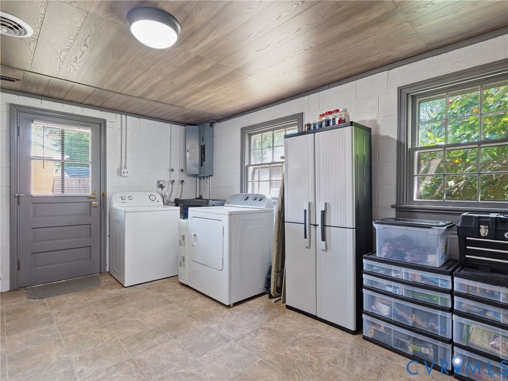 9320 Three Chopt Road Henrico, VA 23229 - Photo 18 of 29