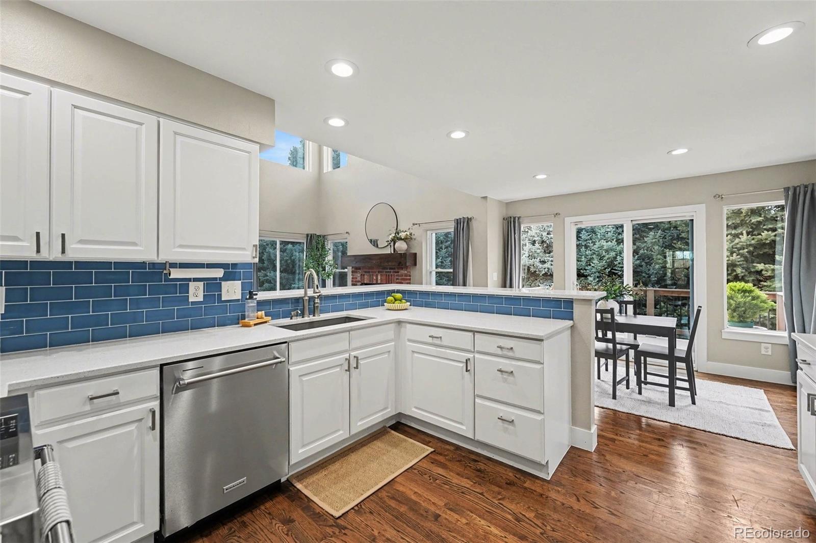 9855 Spring Hill Street Highlands Ranch, CO 80129 - Photo 12 of 50 Gallery Image 12