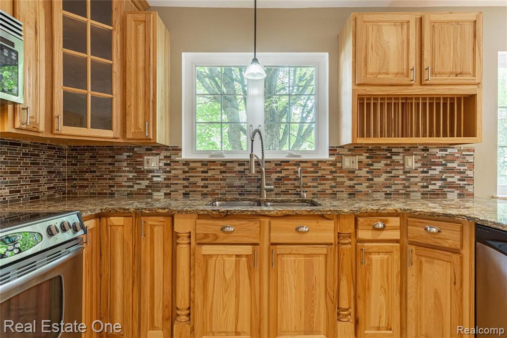 32601 West 13 Mile Road Farmington Hills, MI 48334 - Photo 11 of 53