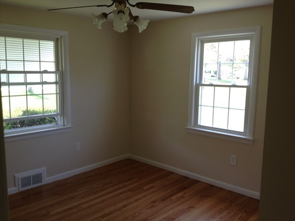 118 Bartels Street Springfield, MA 01128 - Photo 18 of 25 Gallery Image 18