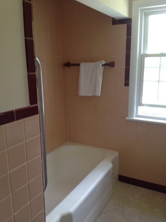 118 Bartels Street Springfield, MA 01128 - Photo 21 of 25 Gallery Image 21