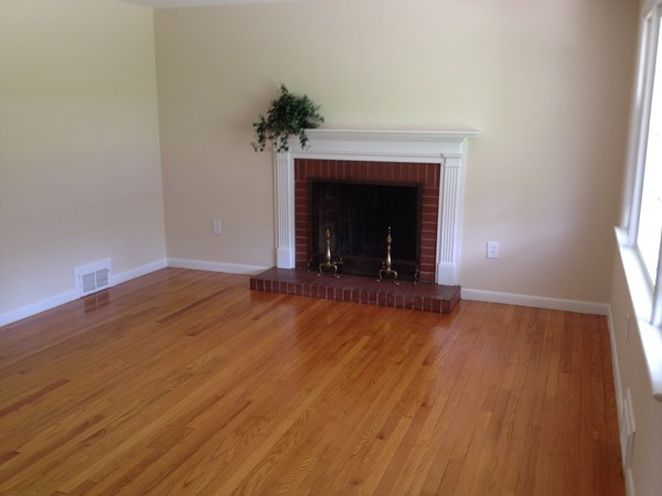 118 Bartels Street Springfield, MA 01128 - Photo 10 of 25 Gallery Image 10