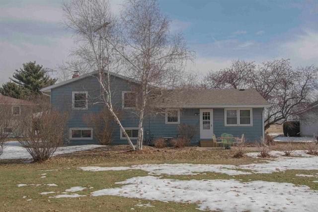 1808 Kelly Road Rock Falls, IL 61071 - Photo 12 of 12 a front view of a house with a yard