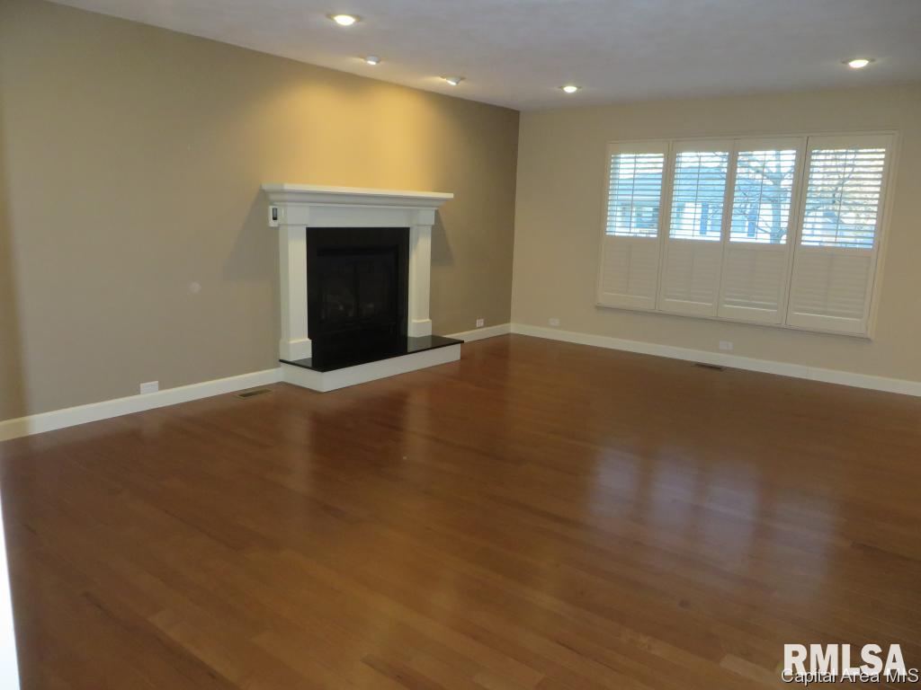 14 Alberta Lane Springfield, IL 62704 - Photo 11 of 19 Gallery Image 11
