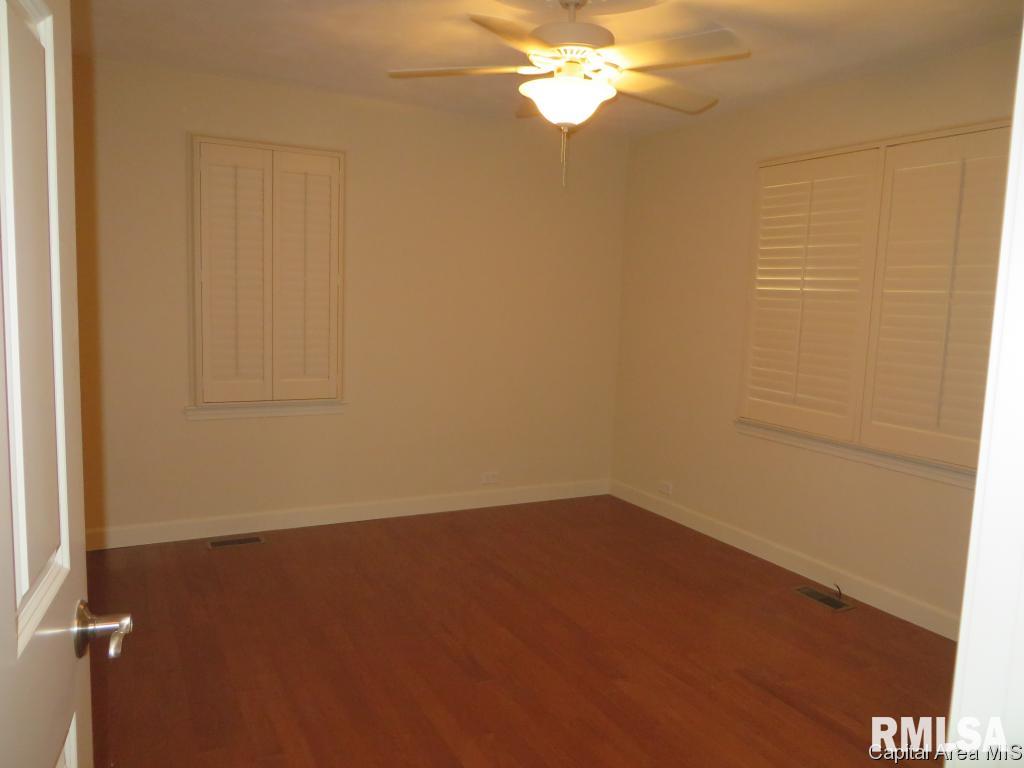 14 Alberta Lane Springfield, IL 62704 - Photo 7 of 19 Gallery Image 7
