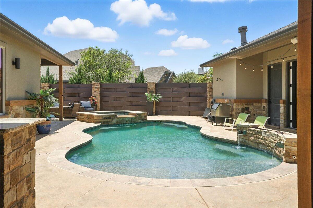 6209 91st Place Lubbock, TX 79424 - Photo 4 of 48 37-DRG06358