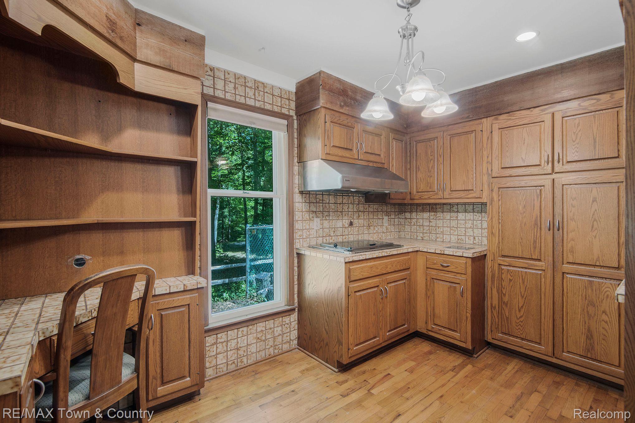 611 Morrish Road Flushing, MI 48433 - Photo 11 of 51 Gallery Image 11