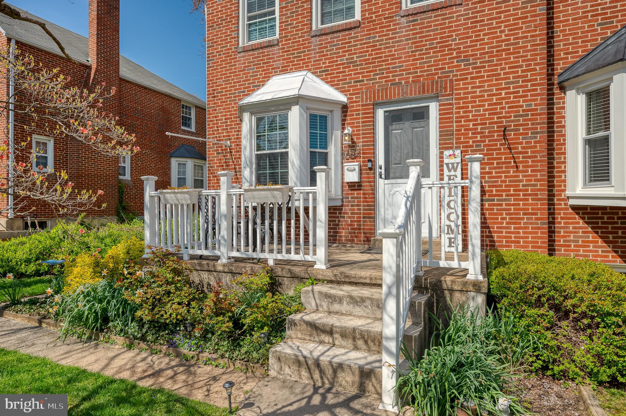 1634 Aberdeen Road Towson, MD 21286 - Photo 3 of 32 MAINTENANCE FREE VINYL RAILINGS