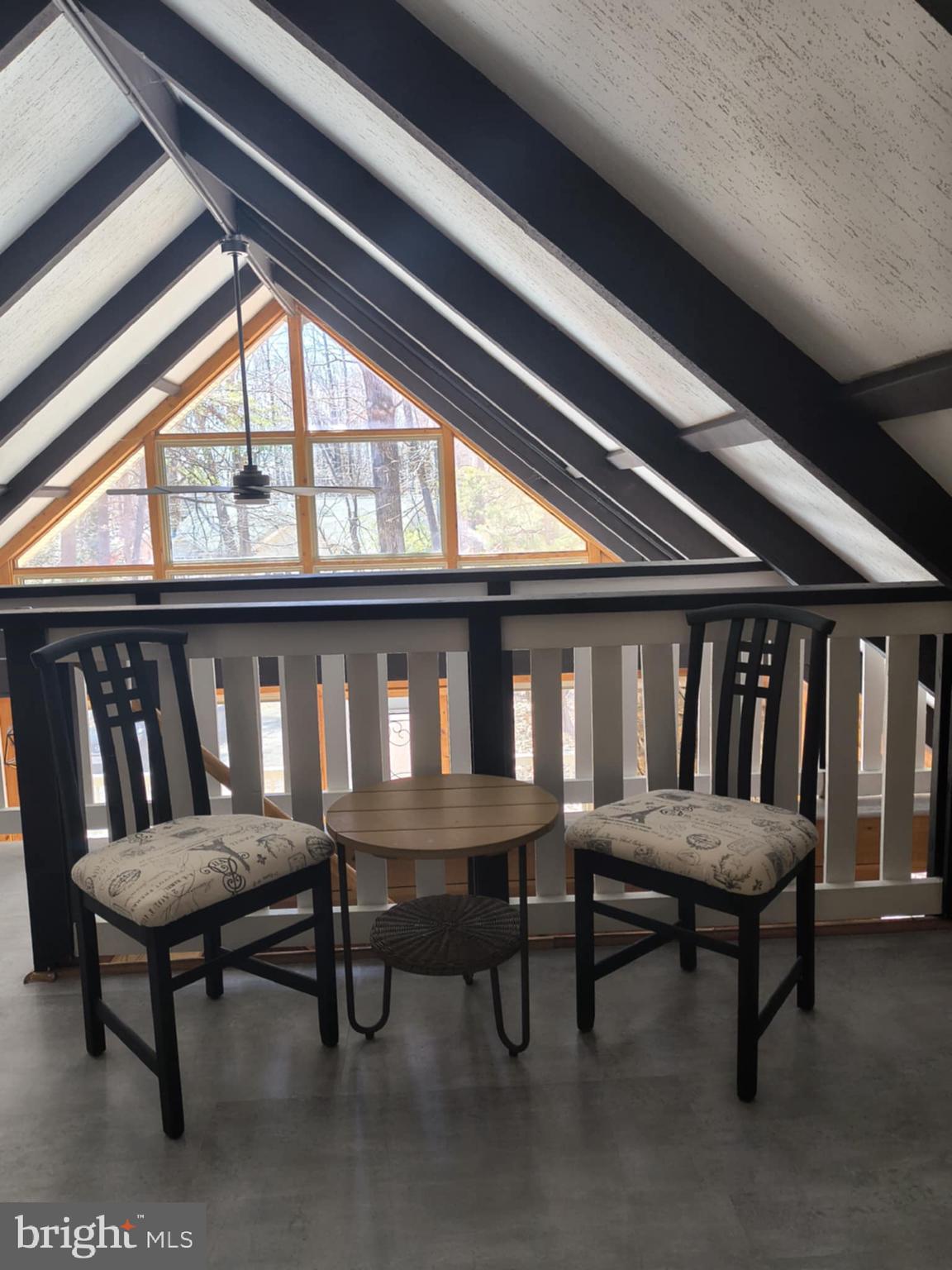 202 Constitution Boulevard Locust Grove, VA 22508 - Photo 14 of 36 a living room with furniture