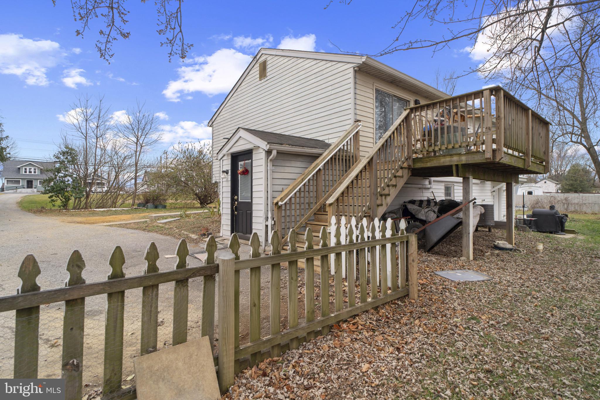 1909 Hanover Pike Hampstead, MD 21074 - Photo 29 of 32 a front view of a house with a yard