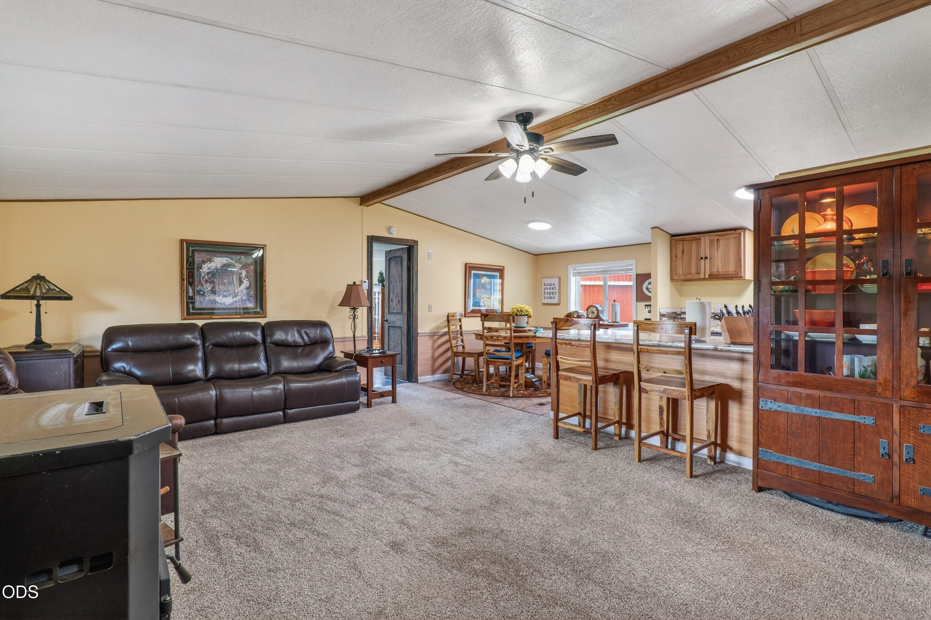 130 Kitty Drive Eagle Point, OR 97524 - Photo 7 of 41
