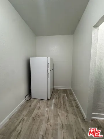 a view of utility room