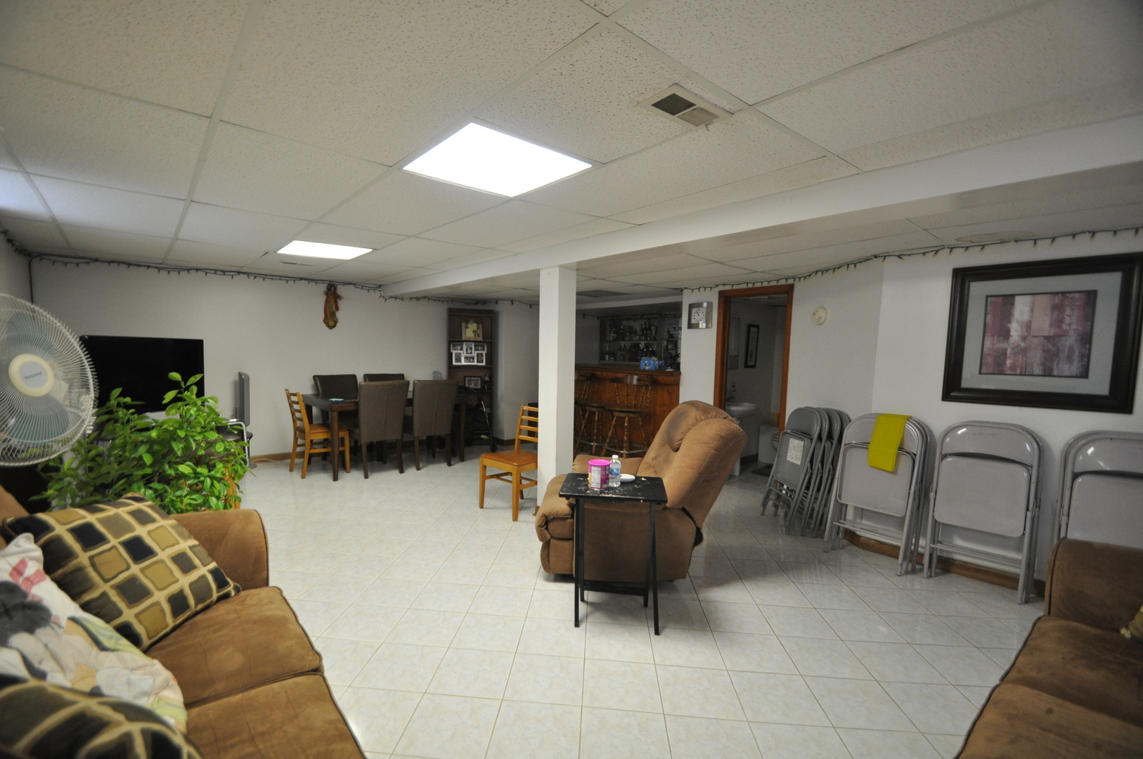 7601 East Prairie Road Skokie, IL 60076 - Photo 16 of 19 Gallery Image 16
