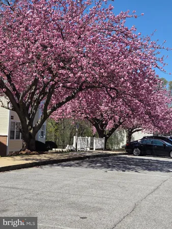 $299,999 | 686 Southern Hills Drive, Unit D4H, Arnold, MD 21012