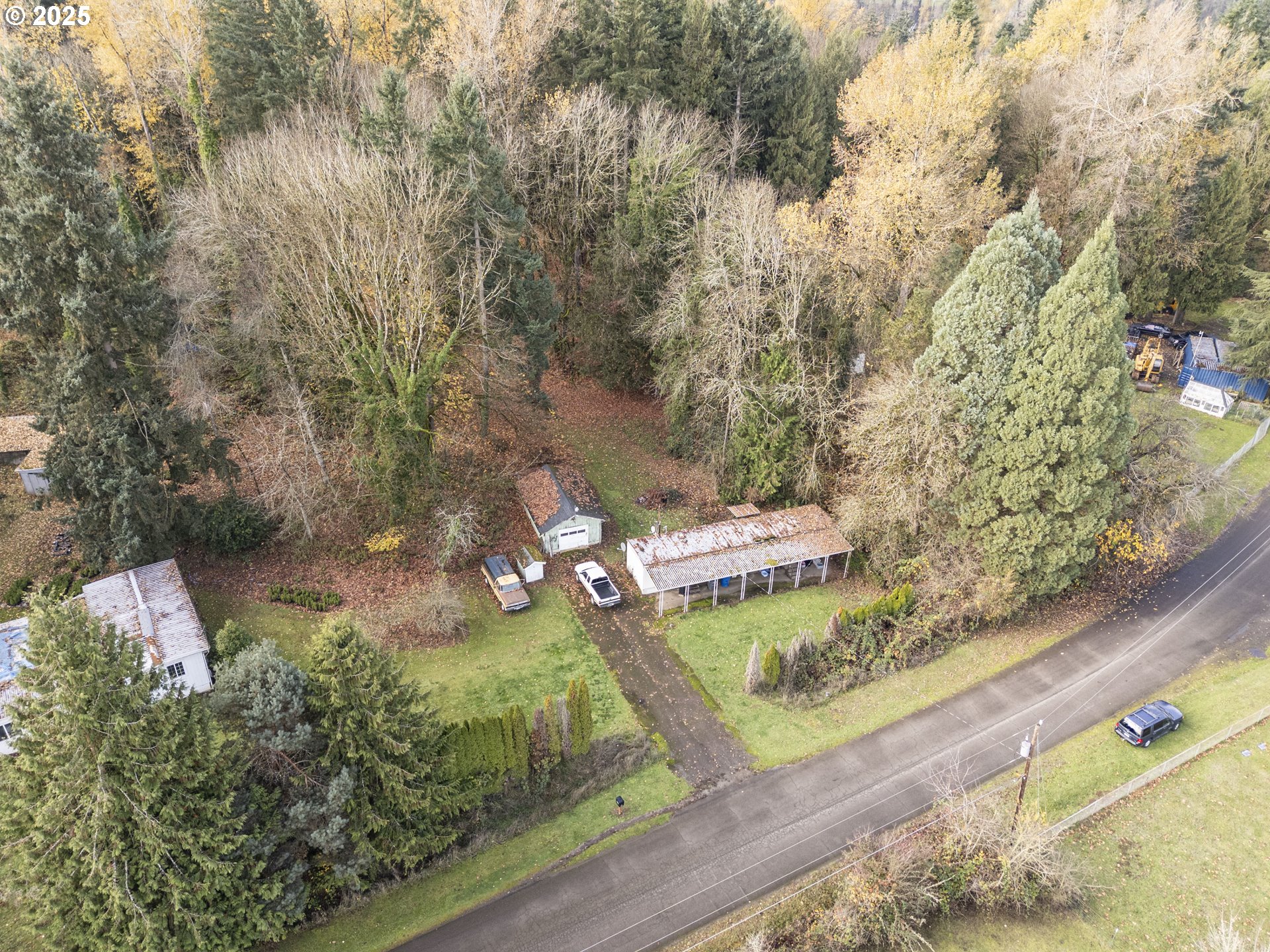 23921 Schultz Road Northeast Aurora, OR 97002 - Photo 9 of 25 a view of a yard with an outdoor space