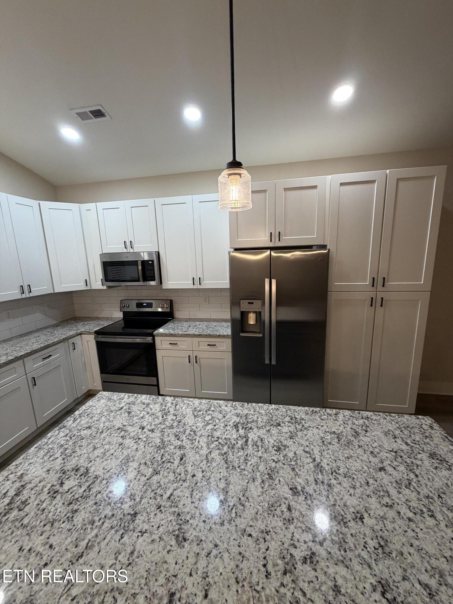 762 Hillvale Road Andersonville, TN 37705 - Photo 6 of 53 IMG_5780