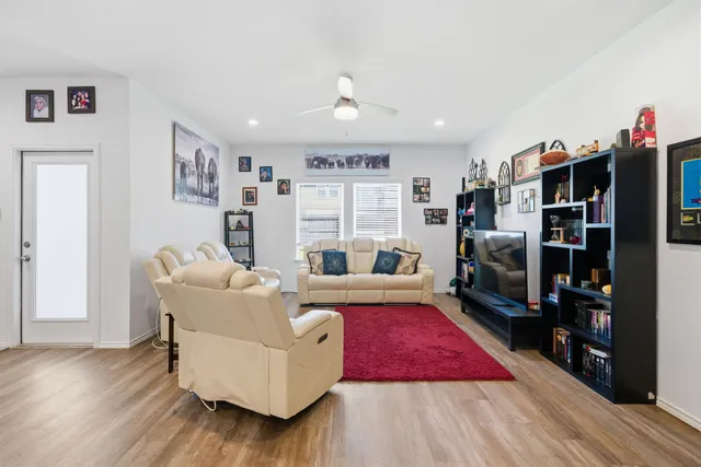 $2,400 | 4909 Hera Holw Drive, Katy, TX 77493