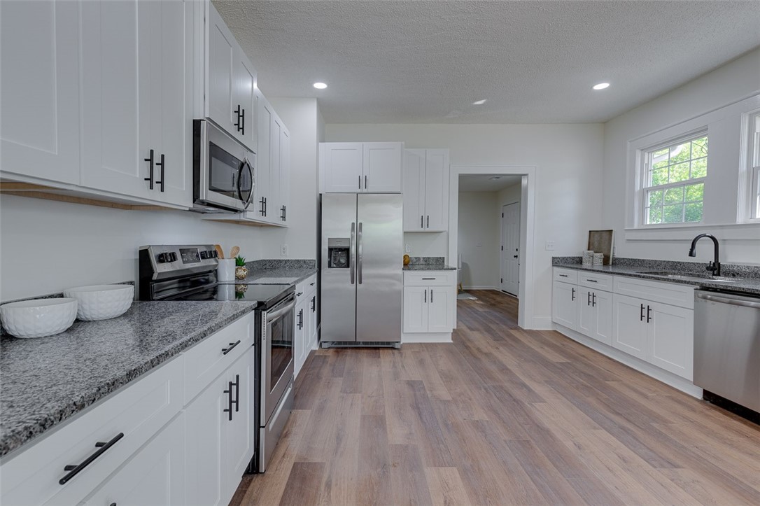 112 James Street Anderson, SC 29621 - Photo 17 of 37