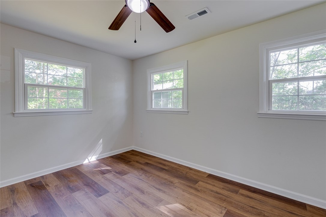 112 James Street Anderson, SC 29621 - Photo 22 of 37