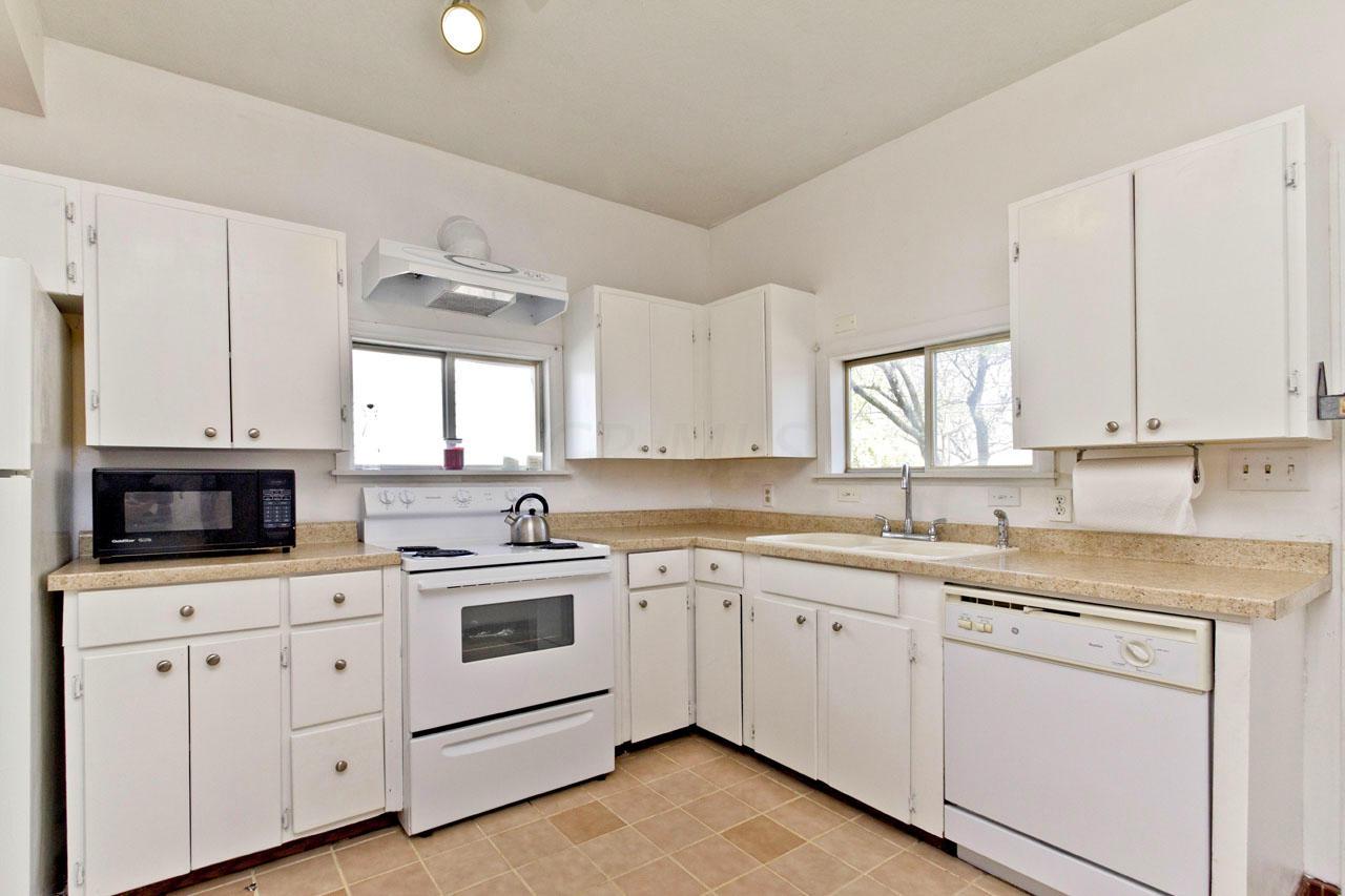 830 South Remington Road Bexley, OH 43209 - Photo 8 of 28 Gallery Image 8