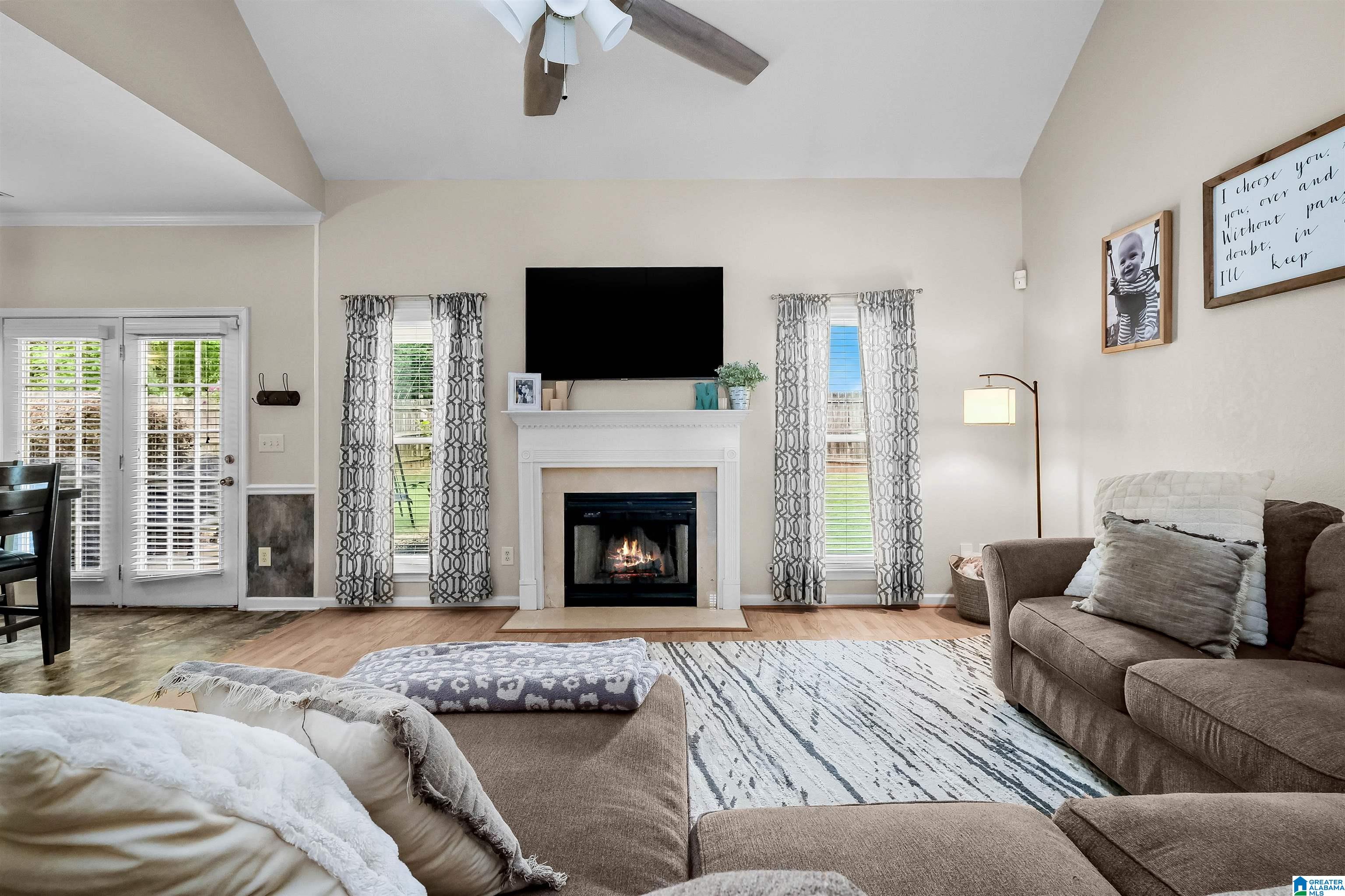 214 Stonehaven Trace Pelham, AL 35124 - Photo 9 of 39